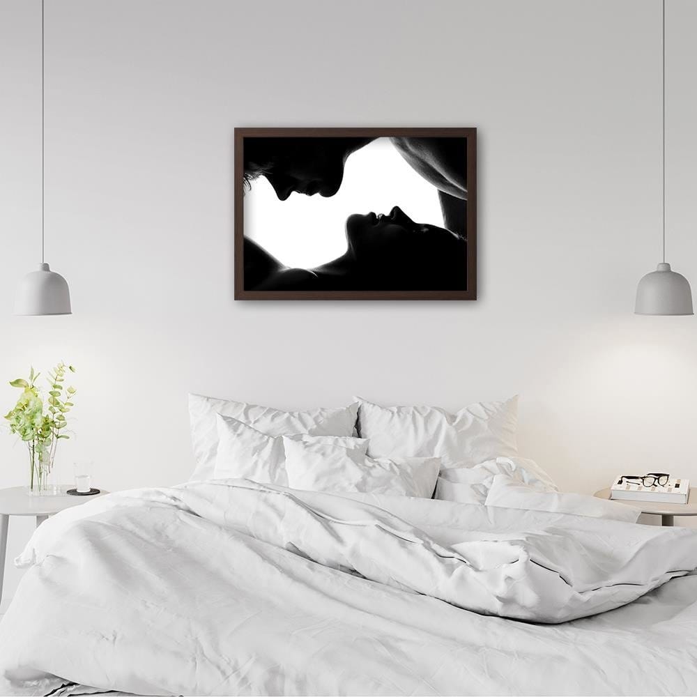 Glezna brūnā rāmī - Man And The Woman  Home Trends DECO